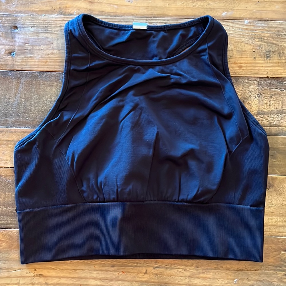 Lululemon long-line sports bra